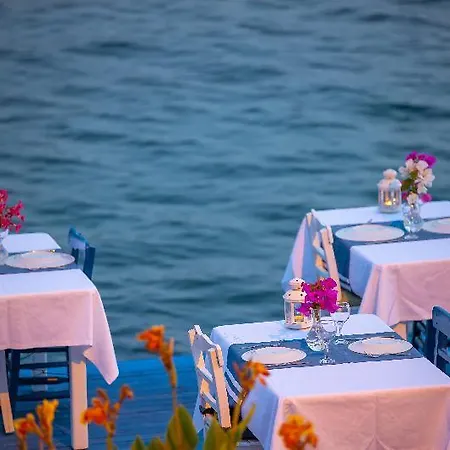 博兹布伦安芙拉酒店 3* 博兹布伦