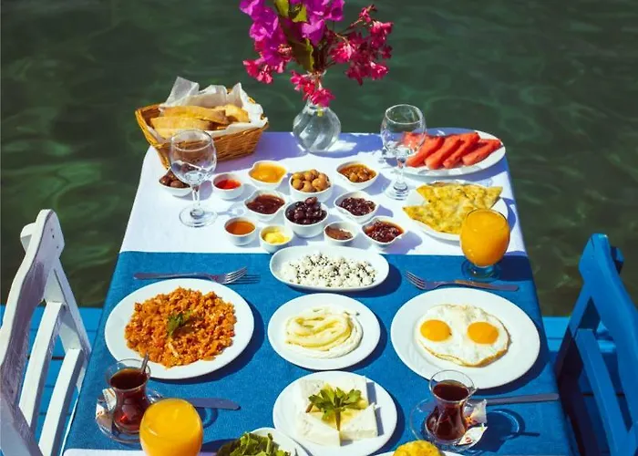 博兹布伦安芙拉酒店 3*